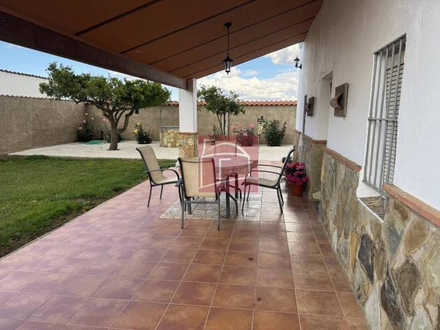 Chalet en venta en Villanueva De La Serena, Extremadura