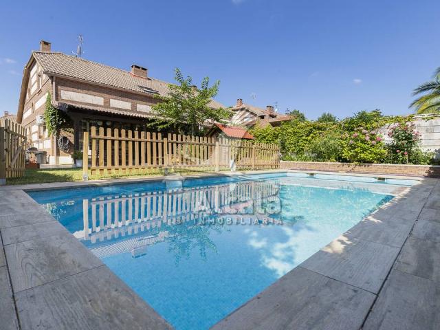 Villa en venta en Villanueva De La Torre