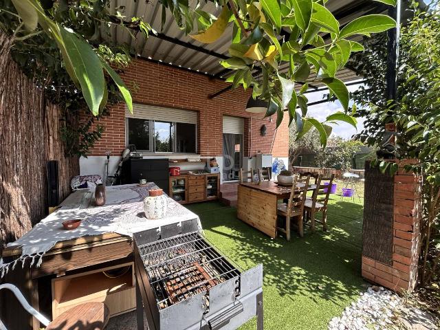 Villa en venta en Villanueva De La Torre