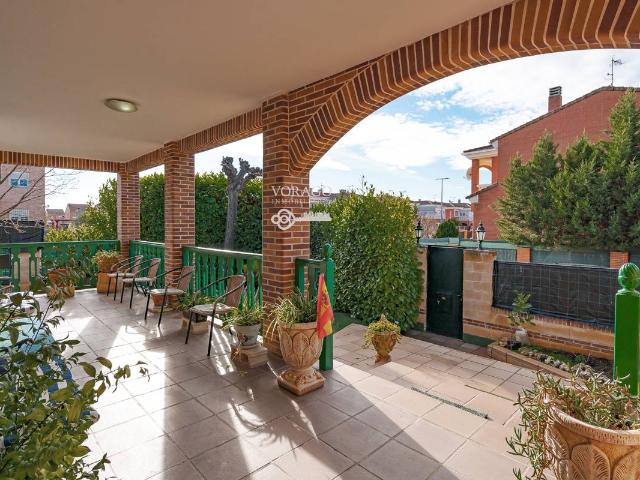 Chalet en venta en Villanueva De La Torre, Castilla-La Mancha