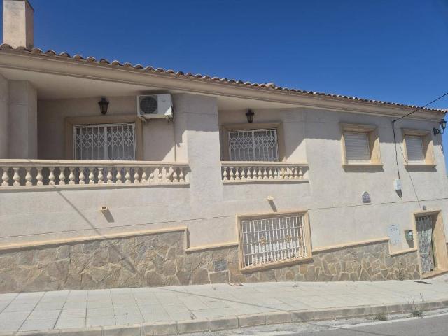Chalet en venta en Comarca de Los Montes, Andalucía
