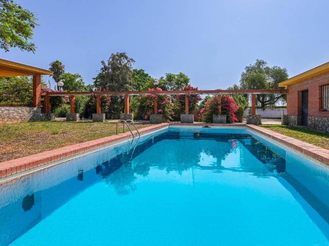 Chalet en venta en Villanueva Del Ariscal, Andalucía