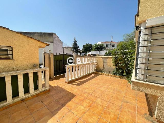 Chalet en venta en Villanueva Del Ariscal, Sevilla