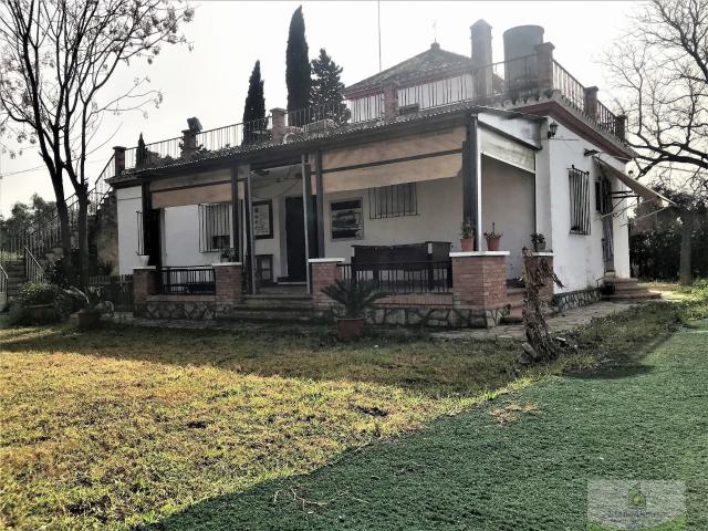 Chalet en venta en Villanueva Del Ariscal, Sevilla