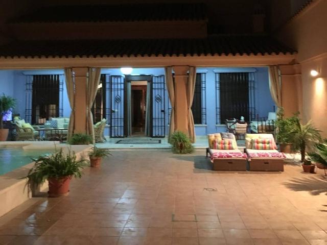 Chalet en venta en Villanueva Del Ariscal, Andalucía