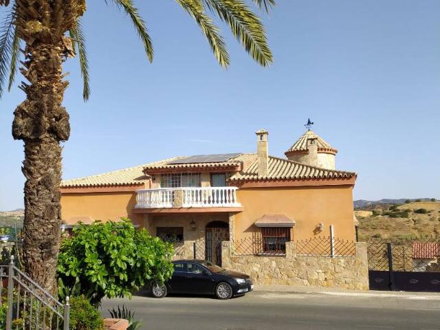 Chalet en venta en Villanueva Del Río Y Minas, Andalucía