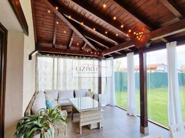 Chalet en venta en Navatejera, Villaquilambre