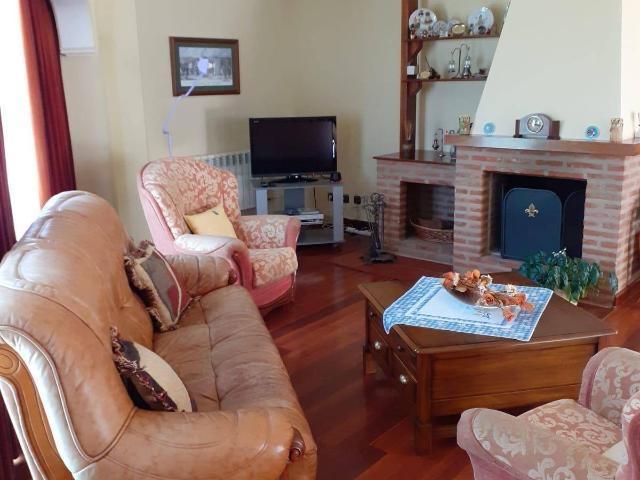 Chalet en venta en Villarejo De Órbigo, Castilla y León