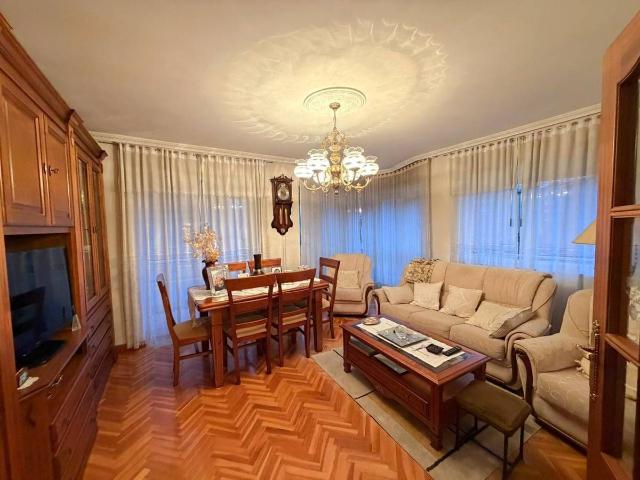 Chalet en venta en Villarejo De Órbigo, Castilla y León