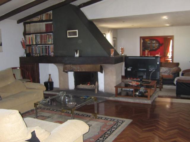 Villa en venta en Villares De La Reina