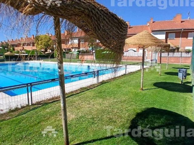 Chalet en venta en Villares De La Reina, Castilla y León