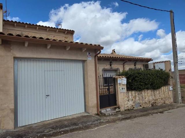 Chalet en venta en Villares Del Saz, Cuenca