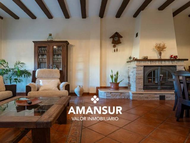 Villa en venta en Villarrasa