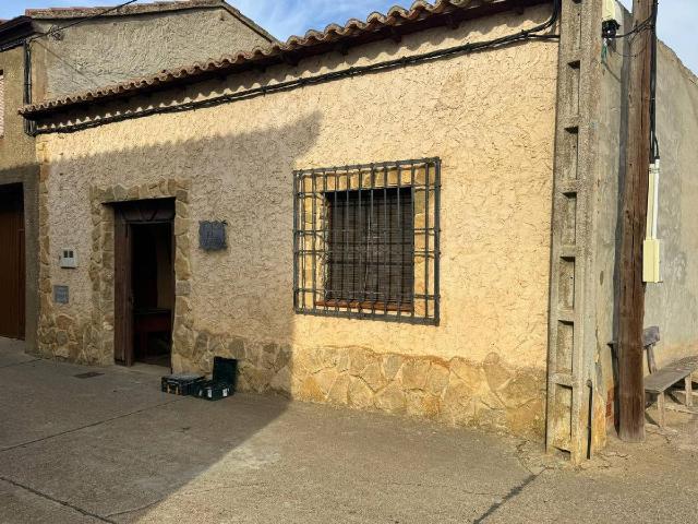 Chalet en venta en Villaveza Del Agua, Castilla y León