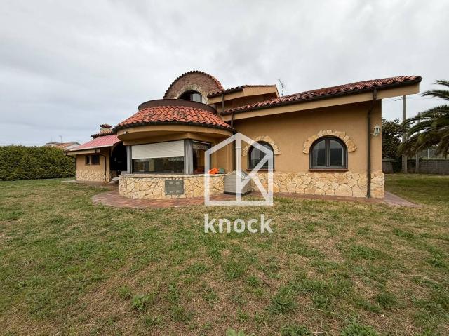 Chalet en venta en Villaviciosa, Asturias