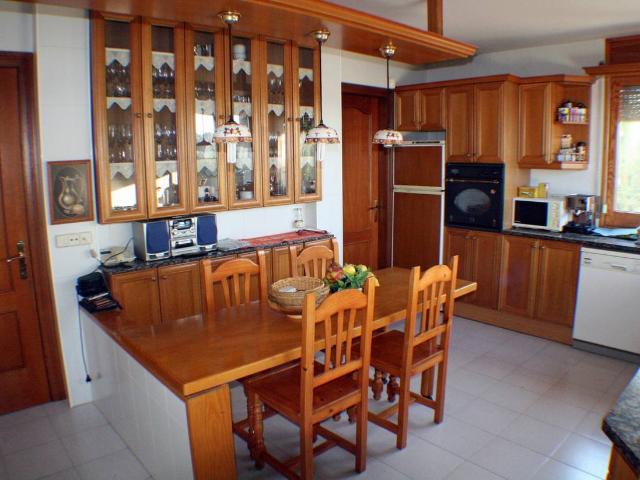 Villa en venta en Vilobí Del Penedès