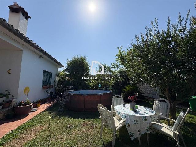 Villa en venta en Vilobí D'onyar