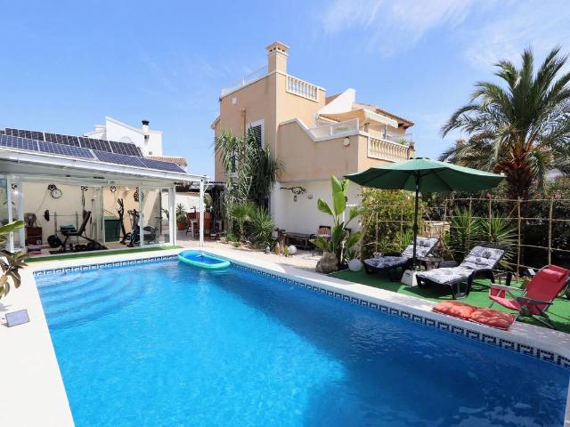 Chalet en venta en Casco Antiguo - Santa Cruz - Ayuntamiento, l'Alacantí