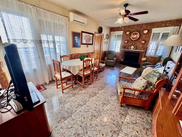 Villa en venta en Viso Del Marqués