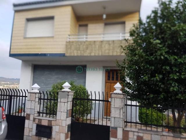 Chalet en venta en Centro, Ourense