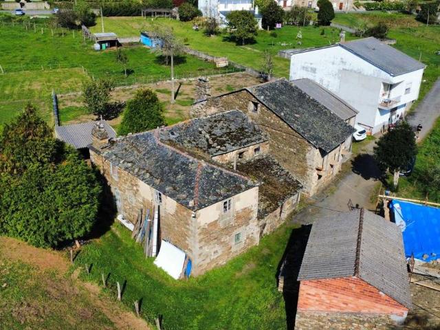 Chalet en venta en Viveiro, Lugo