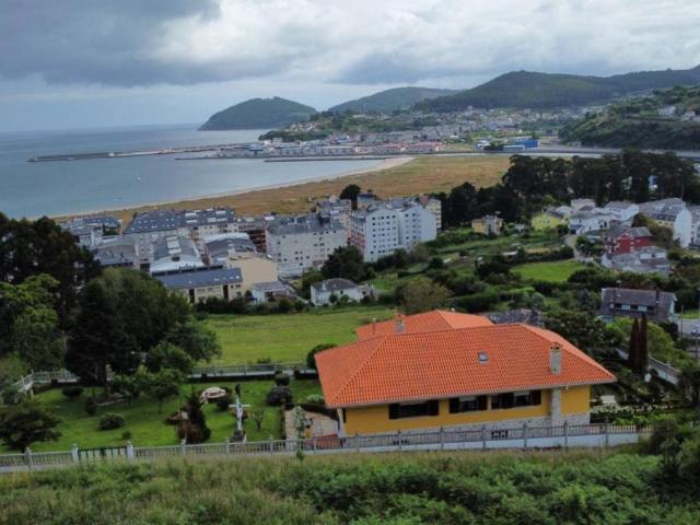 Chalet en venta en Viveiro, Lugo