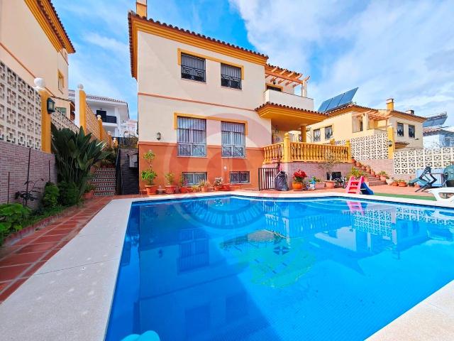 Chalet en venta en Capuchinos, La Axarquía