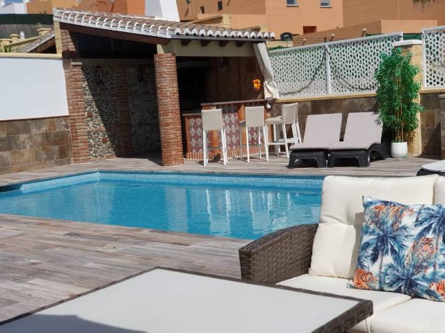 Villa en venta en Vélez-málaga, Capuchinos