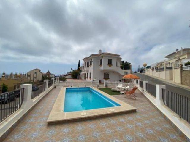 Villa en venta en Vélez-málaga, Capuchinos