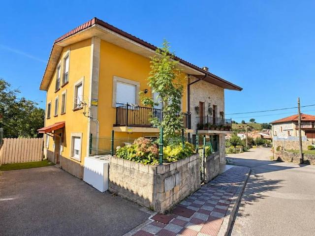 Chalet en venta en Bádames, Voto