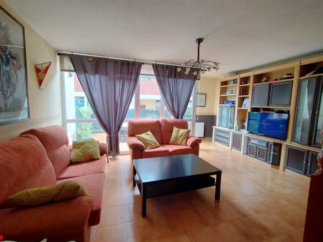 Chalet en venta en Bádames, Voto