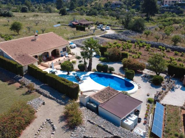 Villa en venta en Xaló, Urbanización Solana Park
