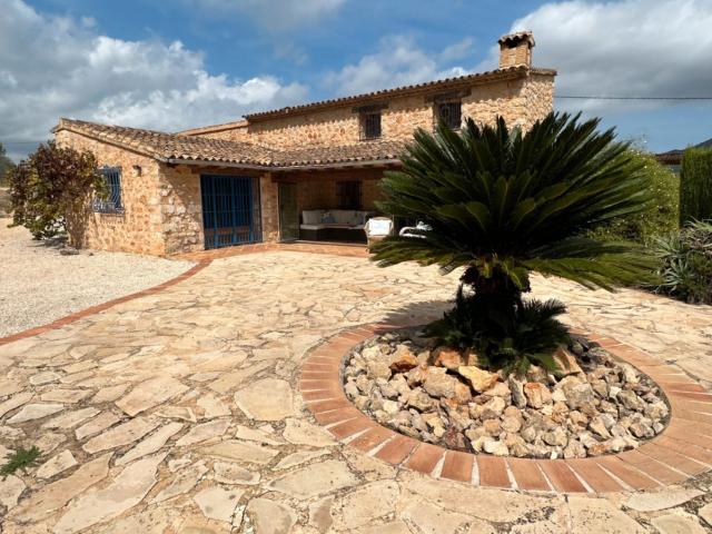 Villa en venta en Xaló, Urbanización Solana Park