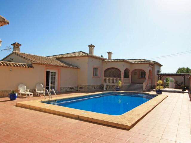 Villa en venta en Xaló, Urbanización Solana Park