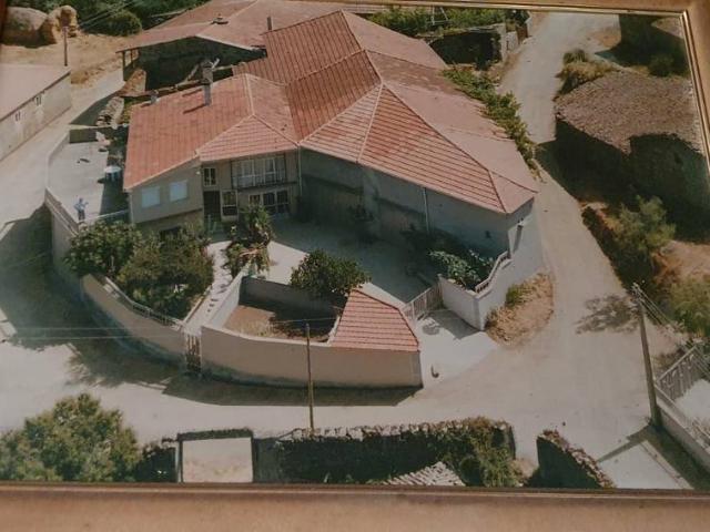Villa en venta en Xinzo De Limia, As Casas Baratas
