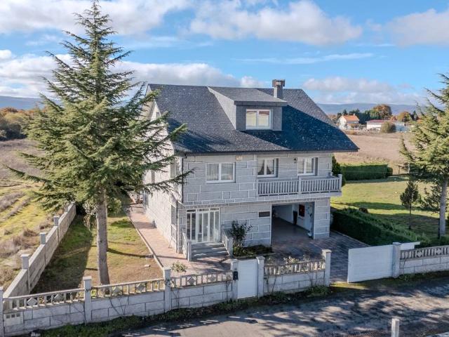 Chalet en venta en A Limia, Galicia