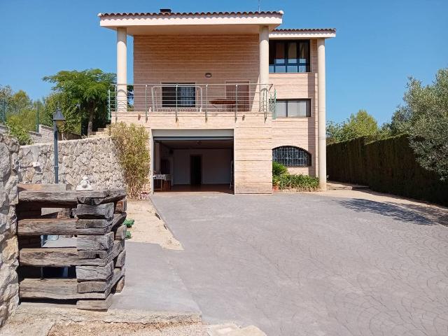 Chalet en venta en La Hoya de Buñol, Valencia