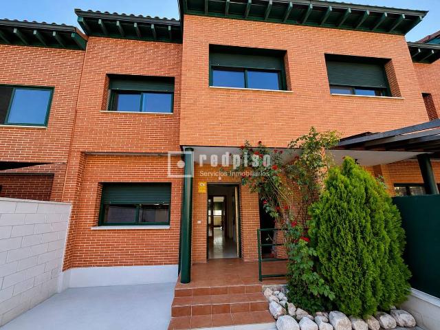 Chalet en venta en Yebes, Castilla-La Mancha