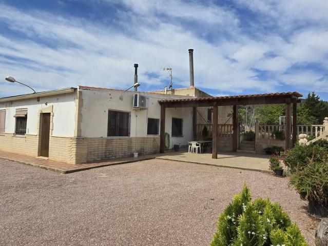 Chalet en venta en Yecla, Región de Murcia