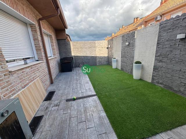 Villa en venta en Yeles, Camino de Yuncos