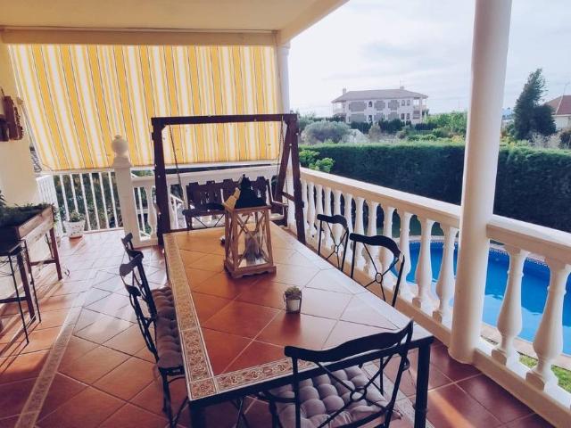 Chalet en venta en Yeles, Toledo