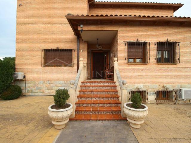 Chalet en venta en Camino de Yuncos, Yeles