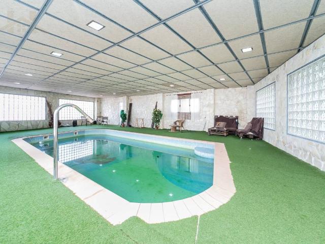 Chalet en venta en Camino de Yuncos, Yeles