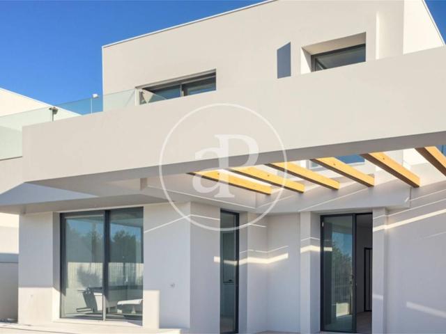 Chalet en venta en Rozas De Puerto Real, Madrid