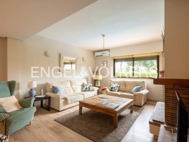 Chalet en venta en Rozas De Puerto Real, Madrid