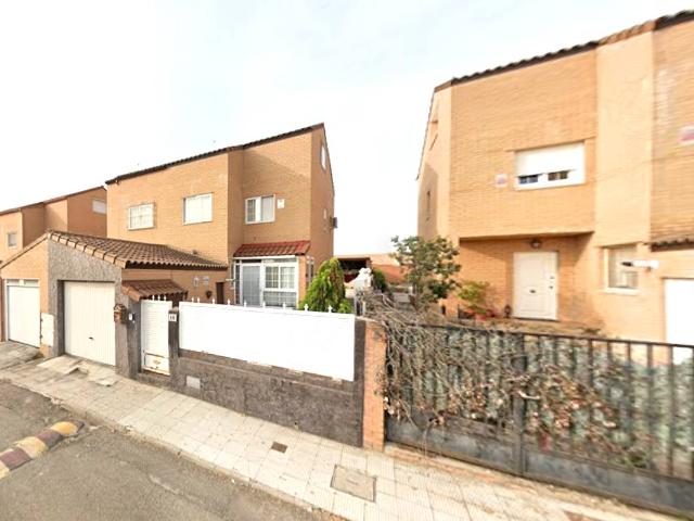 Villa en venta en Yuncler