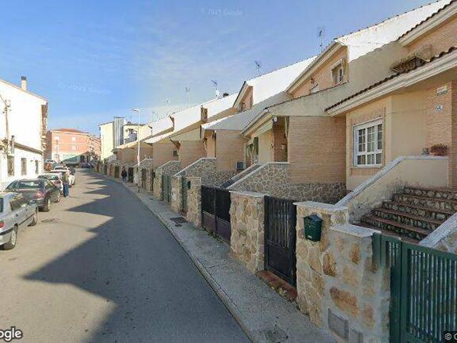 Villa en venta en Yuncos, Urbanización Cervantes