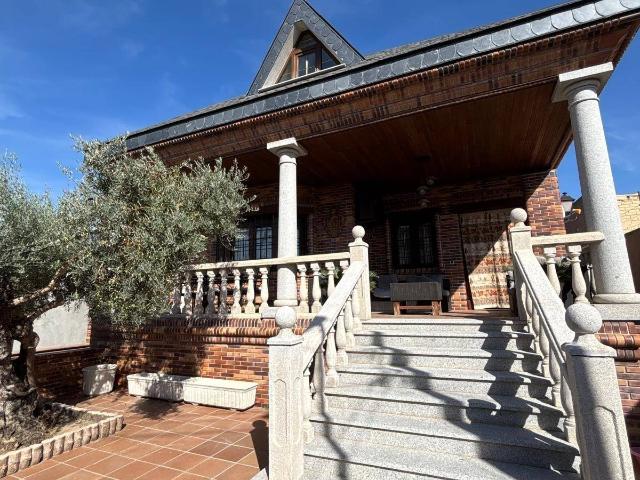 Chalet en venta en Urbanización Cervantes, Yuncos