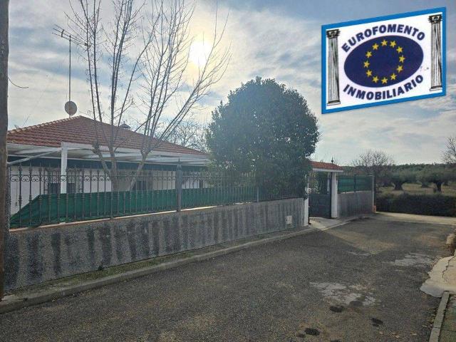 Chalet en venta en Urbanización Cervantes, Yuncos