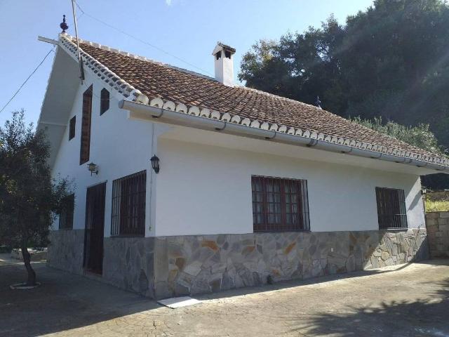 Chalet en venta en Yunquera, Málaga
